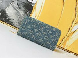 Picture of LV Wallets _SKUfw152740202fw